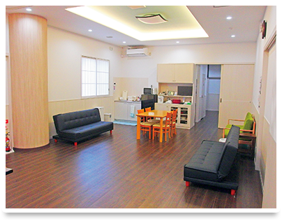 ご親族控室（静の間）